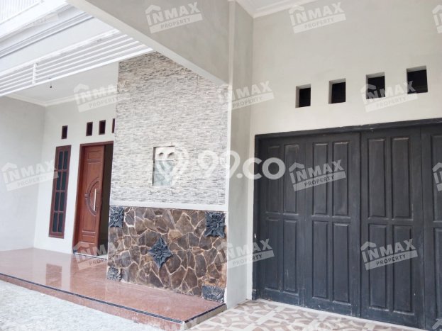 Jual Rumah Strategis Bagus Punya 5 KT di Sidoarjo Sidoarjo SHM Jual Rumah Strategis Bagus Punya 5 KT di Sidoarjo Sidoarjo SHM