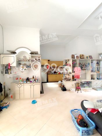 Bisa KPR! Rumah Strategis di Araya, Luas 200m² LB 150m² Bisa KPR! Rumah Strategis di Araya, Luas 200m² LB 150m²