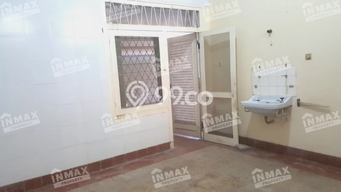 Sewa Rumah Harga Terjangkau di Diponegoro Surabaya Punya 4 KT Sewa Rumah Harga Terjangkau di Diponegoro Surabaya Punya 4 KT
