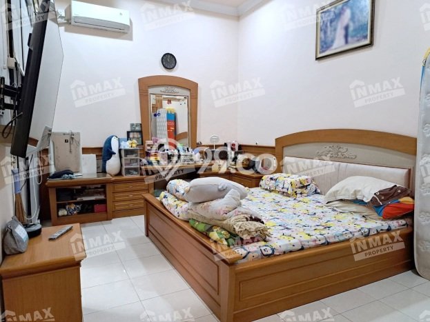 Disewakan Cepat Rumah Kondisi Bagus di Kawasan Rungkut, Surabaya Disewakan Cepat Rumah Kondisi Bagus di Kawasan Rungkut, Surabaya