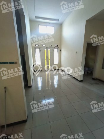 Rumah 2 KT 2 KM di Area Premium Pakis, Malang Rumah 2 KT 2 KM di Area Premium Pakis, Malang