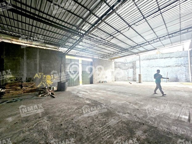 Gudang disewakan di Pandaan Pasuruan dengan luas bangunan 950m2 Gudang disewakan di Pandaan Pasuruan dengan luas bangunan 950m2