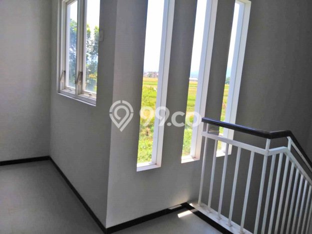 Dijual Hunian Rumah Terawat 3 Kamar di Soekarno Hatta, Malang Dijual Hunian Rumah Terawat 3 Kamar di Soekarno Hatta, Malang