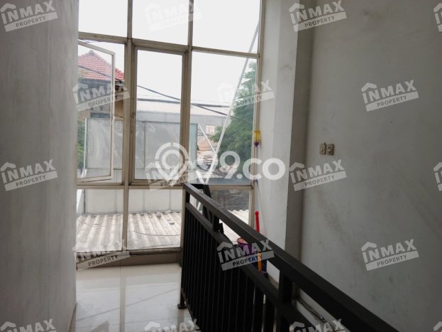 Ruko Dijual di Kenjeran Surabaya dengan LB 108m2 Ruko Dijual di Kenjeran Surabaya dengan LB 108m2