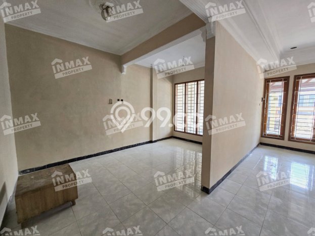 Rumah Strategis Modern Lb 200m2 di Sidoarjo, Sidoarjo Rumah Strategis Modern Lb 200m2 di Sidoarjo, Sidoarjo