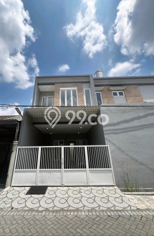Rumah Modern Cantik 3 Kamar Siap Huni di Rungkut Rumah Modern Cantik 3 Kamar Siap Huni di Rungkut