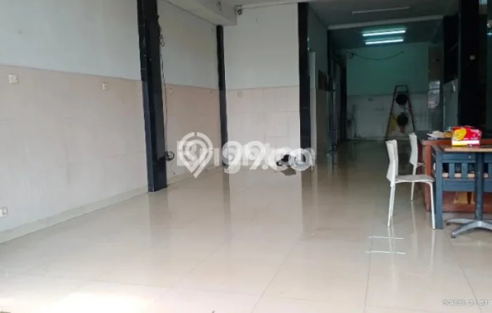 Ruko disewakan lokasi strategis Cipayung Jakarta Timur 440m2 Ruko disewakan lokasi strategis Cipayung Jakarta Timur 440m2