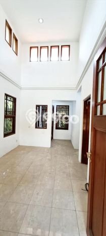 HOT DEAL! Rumah area Karawaci, 2 KT, Lingkungan Strategis, LT 120m2m² LB 43m2m² HOT DEAL! Rumah area Karawaci, 2 KT, Lingkungan Strategis, LT 120m2m² LB 43m2m²