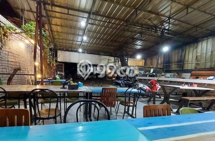 Ruko Dijual di Jakarta Timur LT 163m2 & LB 163m2 Lokasi Terbaik! Ruko Dijual di Jakarta Timur LT 163m2 & LB 163m2 Lokasi Terbaik!