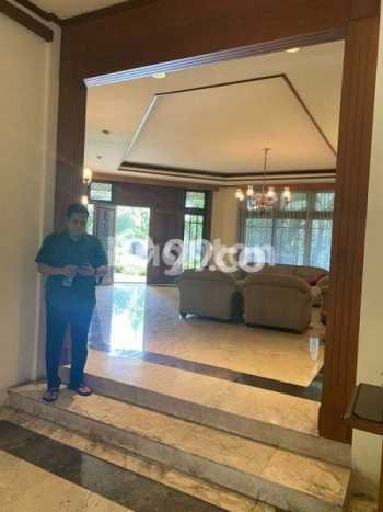 Ready to Use! Premium House LT 1245m2 Desain Elegan di patra kuningan Ready to Use! Premium House LT 1245m2 Desain Elegan di patra kuningan