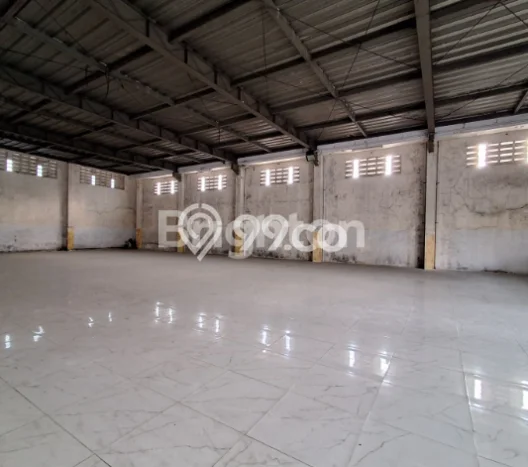 Unit Ruko Disewakan di Cipinang di Area Ramai & Strategis Unit Ruko Disewakan di Cipinang di Area Ramai & Strategis