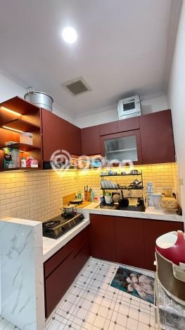 For Sale Rumah 5 Kamar Lokasi Ideal Nyaman dan Strategis di Ciracas For Sale Rumah 5 Kamar Lokasi Ideal Nyaman dan Strategis di Ciracas