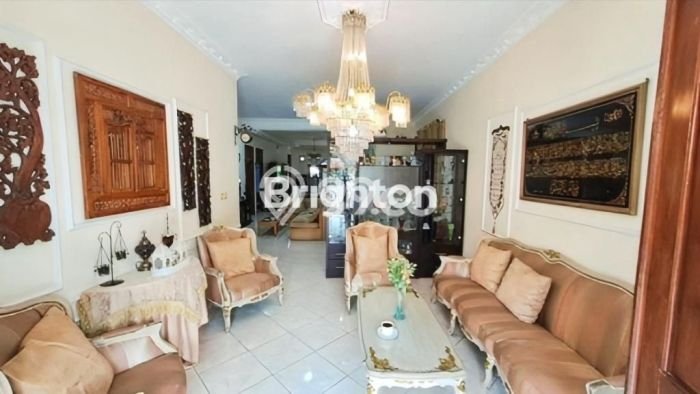Rumah Elit Modern Tanpa Renovasi di Jatiwaringin Jakarta Timur Rumah Elit Modern Tanpa Renovasi di Jatiwaringin Jakarta Timur