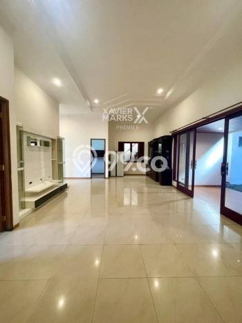 Jual Rumah Mewah Elegan Dengan View Eksklusif di Tidar, Malang Jual Rumah Mewah Elegan Dengan View Eksklusif di Tidar, Malang