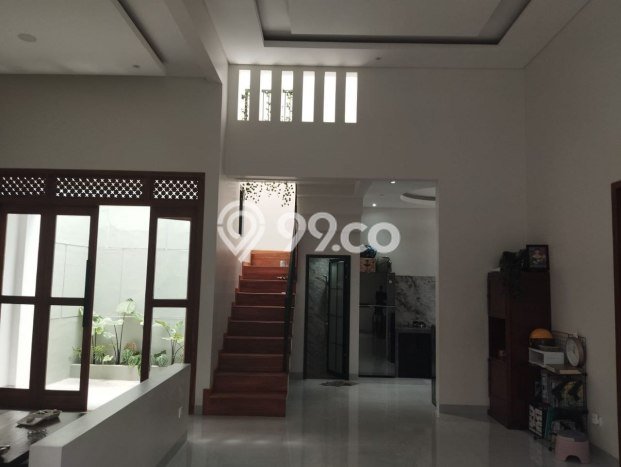 Rumah Modern Cantik 4 Kamar Siap Huni di Blimbing Rumah Modern Cantik 4 Kamar Siap Huni di Blimbing
