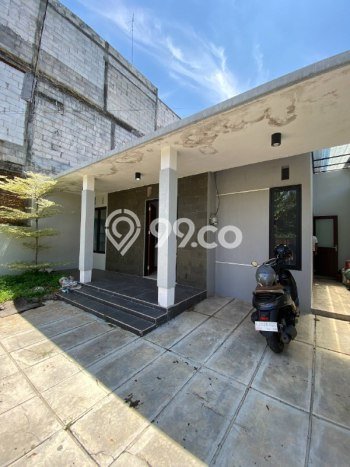 Rumah Luas Asri 3 KT Siap Pakai di Sawojajar Malang Rumah Luas Asri 3 KT Siap Pakai di Sawojajar Malang