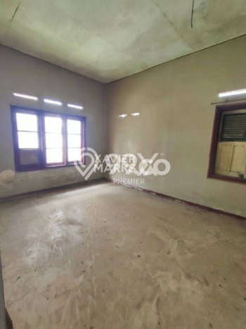 Dijual Rumah 6 Kamar Lokasi Strategis Nyaman dan Strategis di Blimbing Dijual Rumah 6 Kamar Lokasi Strategis Nyaman dan Strategis di Blimbing