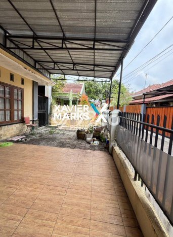 Kost Dijual di Malang Kota dengan 9 KT dan Luas 200m2 Kost Dijual di Malang Kota dengan 9 KT dan Luas 200m2