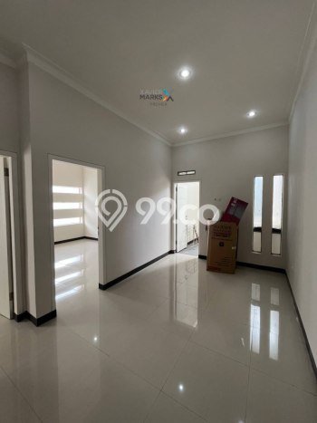 Dijual Rumah Eksklusif 4 KT di Soekarno Hatta, Malang Dijual Rumah Eksklusif 4 KT di Soekarno Hatta, Malang