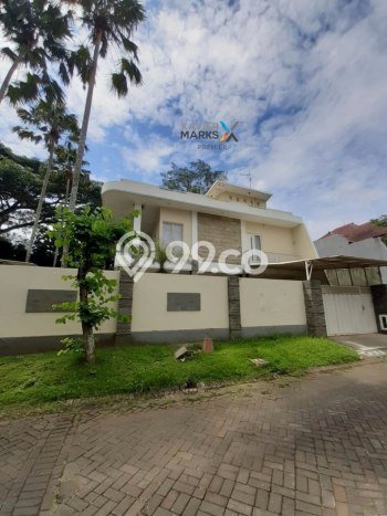 Dijual Rumah Mewah Elegan Dengan View Cantik di Araya, Malang Dijual Rumah Mewah Elegan Dengan View Cantik di Araya, Malang