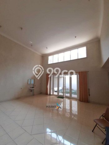 Ready to Use! Luxury House LT 280m2 Desain Elegan di Araya Ready to Use! Luxury House LT 280m2 Desain Elegan di Araya