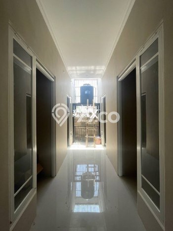 Kost Dijual di Dinoyo dengan 10 KT dan Luas 160m2 Kost Dijual di Dinoyo dengan 10 KT dan Luas 160m2