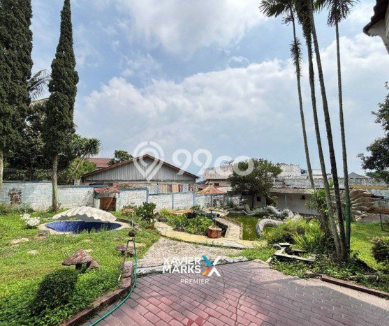 Vila di Batu, Luas 1480m2m², Akses ke transportasi publik Vila di Batu, Luas 1480m2m², Akses ke transportasi publik