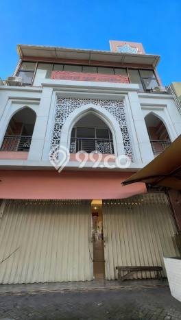 Ruko Dijual di Malang LT 122m2 & LB 122m2 Lokasi Terbaik! Ruko Dijual di Malang LT 122m2 & LB 122m2 Lokasi Terbaik!