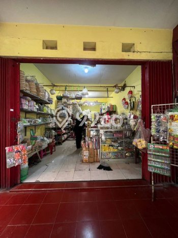Ruko Bagus Dijual LB 136m2 Lokasi Strategis Malang Area Cocok untuk Berbisnis Ruko Bagus Dijual LB 136m2 Lokasi Strategis Malang Area Cocok untuk Berbisnis