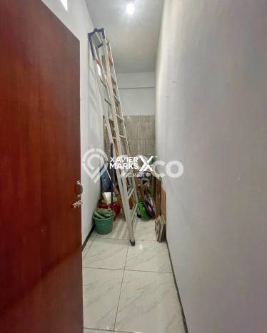 Hunian Cantik Modern Lb 236m2 di Blimbing, Malang Hunian Cantik Modern Lb 236m2 di Blimbing, Malang