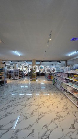 Komersial Dijual di Kepanjen LT 884m2, LB 700m2 Solusi Investasi Cerdas Komersial Dijual di Kepanjen LT 884m2, LB 700m2 Solusi Investasi Cerdas