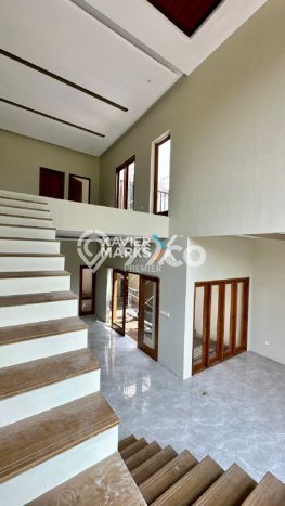 Rumah Elit Modern Siap Huni di Araya Malang Rumah Elit Modern Siap Huni di Araya Malang