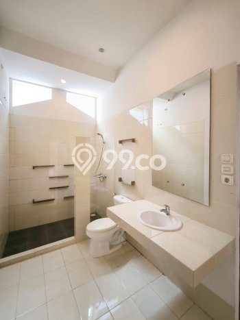 Rumah Elit Modern Siap Huni di Bintaro Tangerang Selatan Rumah Elit Modern Siap Huni di Bintaro Tangerang Selatan