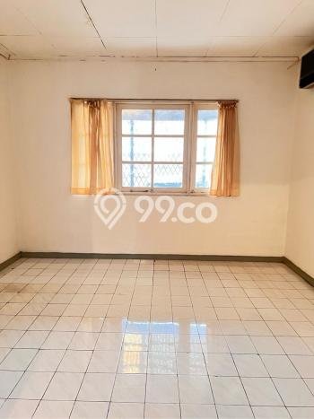 Kesempatan Emas Memiliki Rumah LT 115m² / LB 100m² di Kawasan Komersial Pondok Indah, Jakarta Selatan Kesempatan Emas Memiliki Rumah LT 115m² / LB 100m² di Kawasan Komersial Pondok Indah, Jakarta Selatan