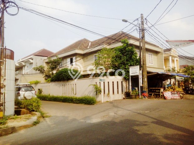 Rumah Elit Modern Siap Huni di Bintaro Tangerang Selatan Rumah Elit Modern Siap Huni di Bintaro Tangerang Selatan