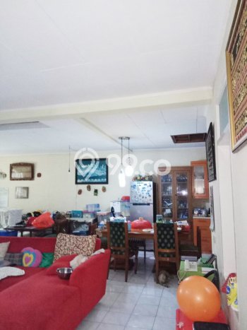 Rumah Berkualitas Kebayoran Lama, Jakarta Selatan, Luas 308m² Bangunan 250m² Rumah Berkualitas Kebayoran Lama, Jakarta Selatan, Luas 308m² Bangunan 250m²