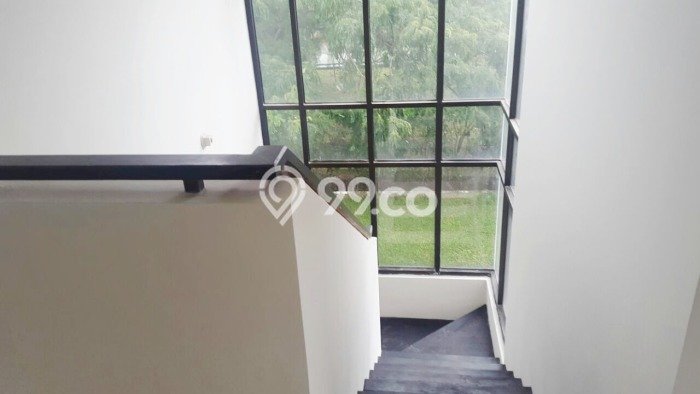 Jual Rumah Mewah Megah Dengan View Cantik di Bintaro, Tangerang Selatan Jual Rumah Mewah Megah Dengan View Cantik di Bintaro, Tangerang Selatan