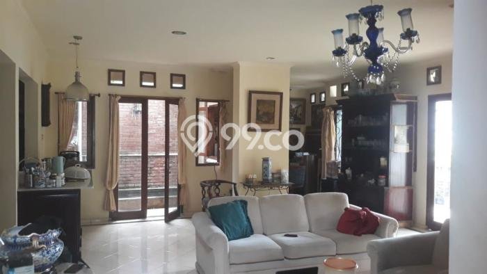 Jual Rumah Luas Elegan Dengan View Eksklusif di Cirendeu, Jakarta Selatan Jual Rumah Luas Elegan Dengan View Eksklusif di Cirendeu, Jakarta Selatan
