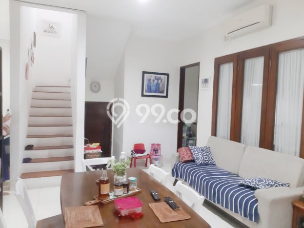 Hunian Elit LB 200m2 Siap Pakai Desain Elegan di Bintaro, Tangerang Selatan Hunian Elit LB 200m2 Siap Pakai Desain Elegan di Bintaro, Tangerang Selatan