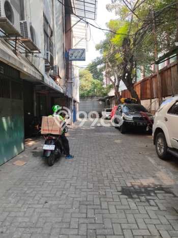 Ruko Dijual Lokasi Emas di Tambora Luas 74m2 Ruko Dijual Lokasi Emas di Tambora Luas 74m2