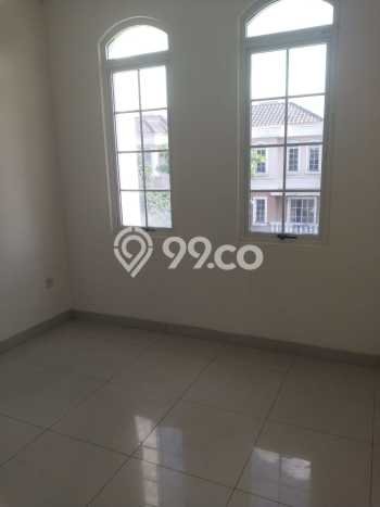 Rumah Disewakan Jakarta Barat LT 250m2 LB 239m2 Area Green Lake City Rumah Disewakan Jakarta Barat LT 250m2 LB 239m2 Area Green Lake City