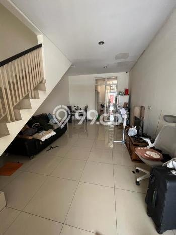 Rumah Tenang di Green Lake City, 2 KT, Luas 60m² LB 87m² Rumah Tenang di Green Lake City, 2 KT, Luas 60m² LB 87m²