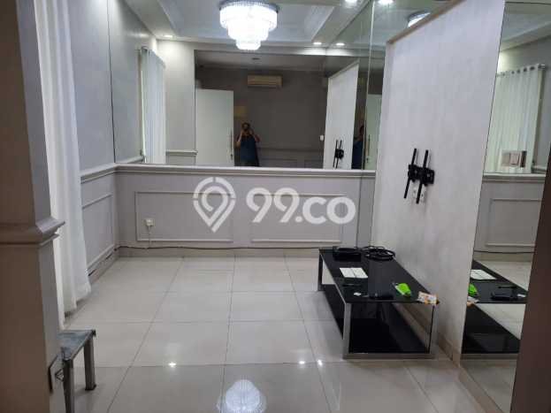 Jual Rumah Mewah Megah Dengan View Cantik di Green Lake City, Jakarta Barat Jual Rumah Mewah Megah Dengan View Cantik di Green Lake City, Jakarta Barat