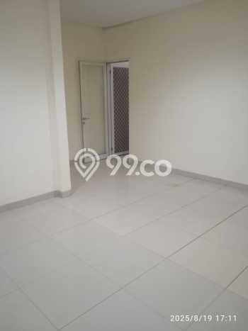 Jual Rumah Luas Elegan Dengan View Cantik di Green Lake City, Jakarta Barat Jual Rumah Luas Elegan Dengan View Cantik di Green Lake City, Jakarta Barat