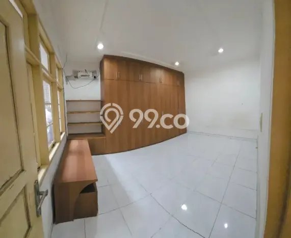 Disewakan! Rumah 6 Kamar Tidur &
5 Kamar Mandi di Pantai Indah Kapuk, Jakarta Utara Disewakan! Rumah 6 Kamar Tidur &
5 Kamar Mandi di Pantai Indah Kapuk, Jakarta Utara