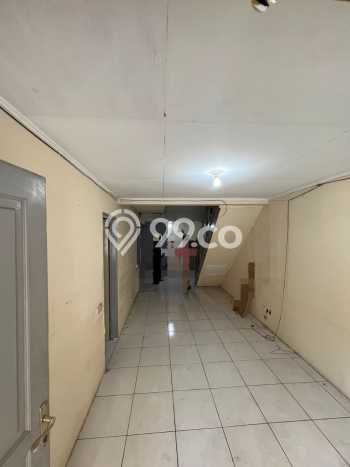 Disewakan! Rumah 3 Kamar Tidur &
2 Kamar Mandi di Semanan, Jakarta Barat Disewakan! Rumah 3 Kamar Tidur &
2 Kamar Mandi di Semanan, Jakarta Barat