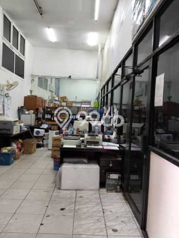 Area Ramai! Gudang Dijual di Gambir untuk Bisnis Luas Bangunan 770m2 Area Ramai! Gudang Dijual di Gambir untuk Bisnis Luas Bangunan 770m2
