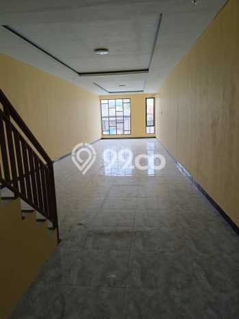 Dijual Rumah Mewah Elegan Dengan View Eksklusif di Grogol, Jakarta Barat Dijual Rumah Mewah Elegan Dengan View Eksklusif di Grogol, Jakarta Barat