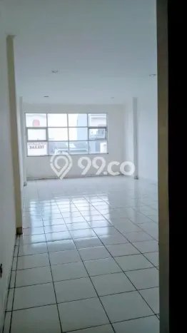 Ruko bagus disewakan di Kembangan Jakarta Barat dengan LB 240m2 harga sewa terbaik Ruko bagus disewakan di Kembangan Jakarta Barat dengan LB 240m2 harga sewa terbaik
