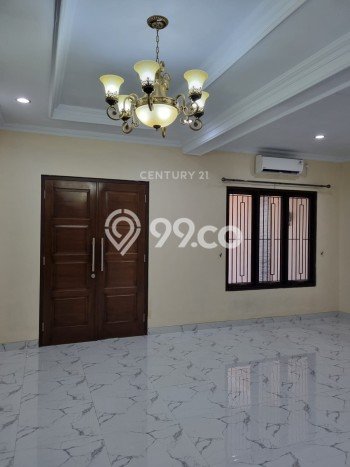 HARGA SPESIAL! Rumah kawasan Gunung Putri, Dekat Pusat Kota, 5 KM, LT 220m2m² Bangunan 370m2m² HARGA SPESIAL! Rumah kawasan Gunung Putri, Dekat Pusat Kota, 5 KM, LT 220m2m² Bangunan 370m2m²